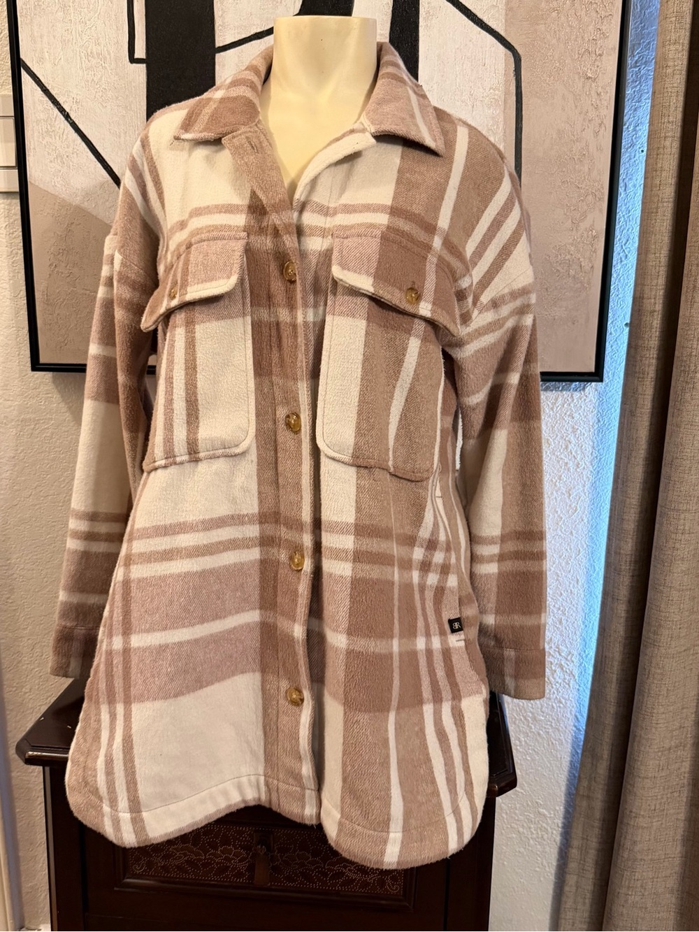 Banana Republic Oversized Plaid Shacket in Cream and Tan Sz Small